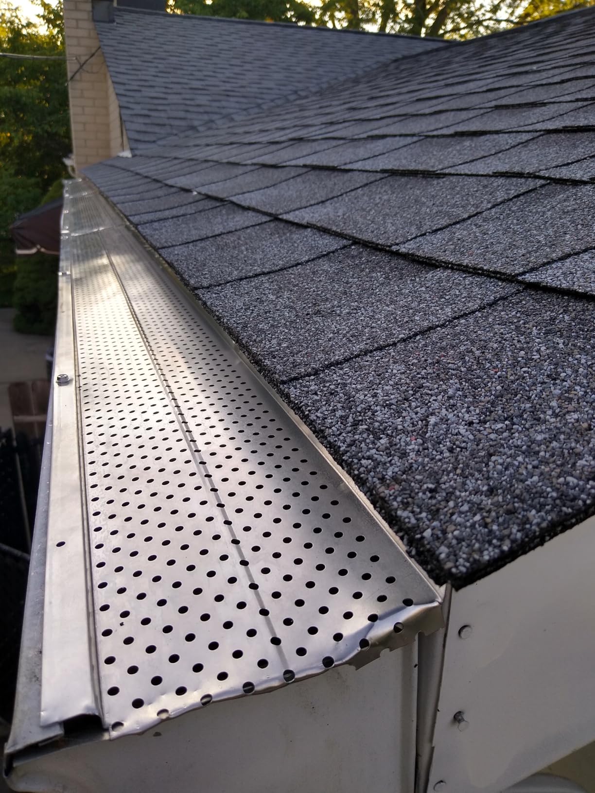 5 Inch Gutter Guards, Aluminum Leaf Filter, 25 Pack, 100 FT Coverage | 0.157