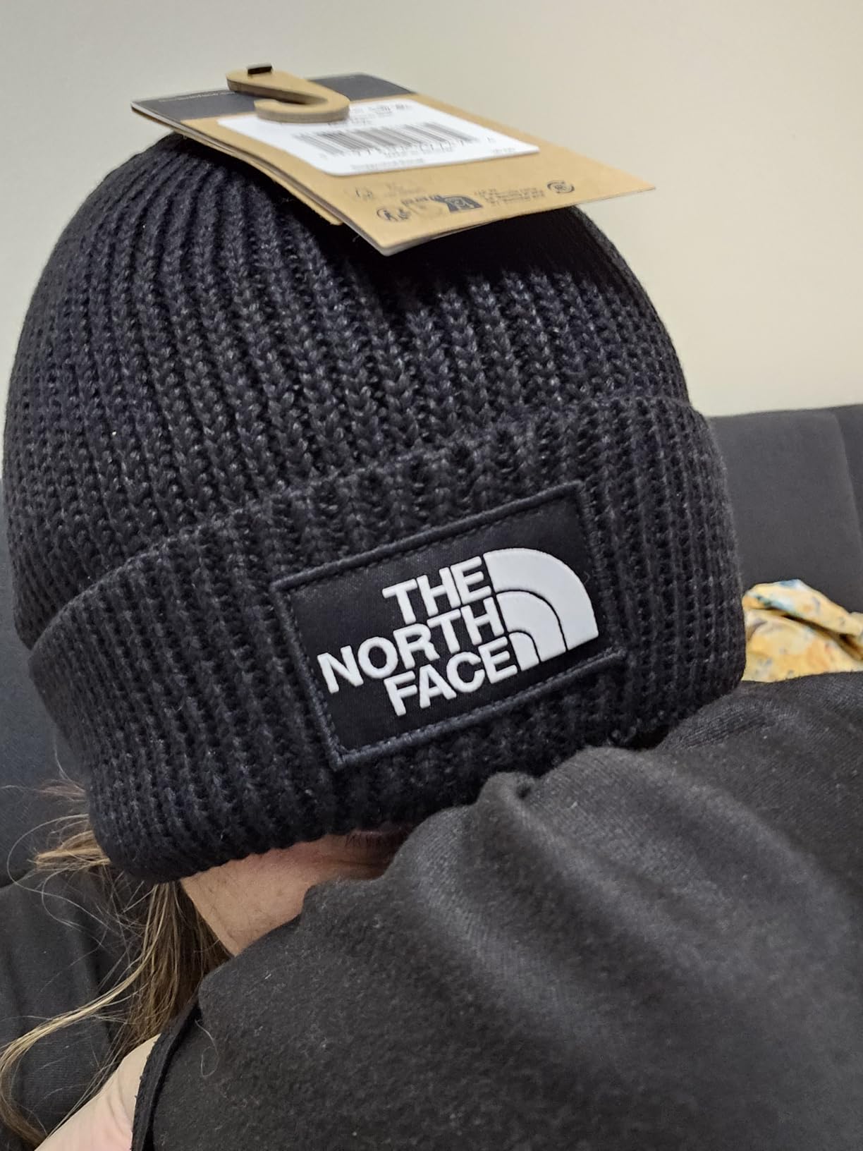 THE NORTH FACE TNF Logo Box Cuffed Beanie | Classic Fit, Rib Knit Winter Hat for Men & Women customer photo 2