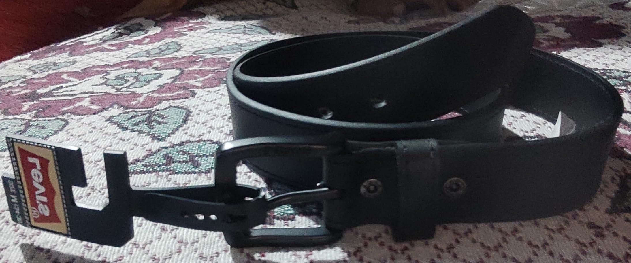 Levi's Men's Casual Leather Belt, Classic Strap for Jeans & Everyday Wear customer photo 1