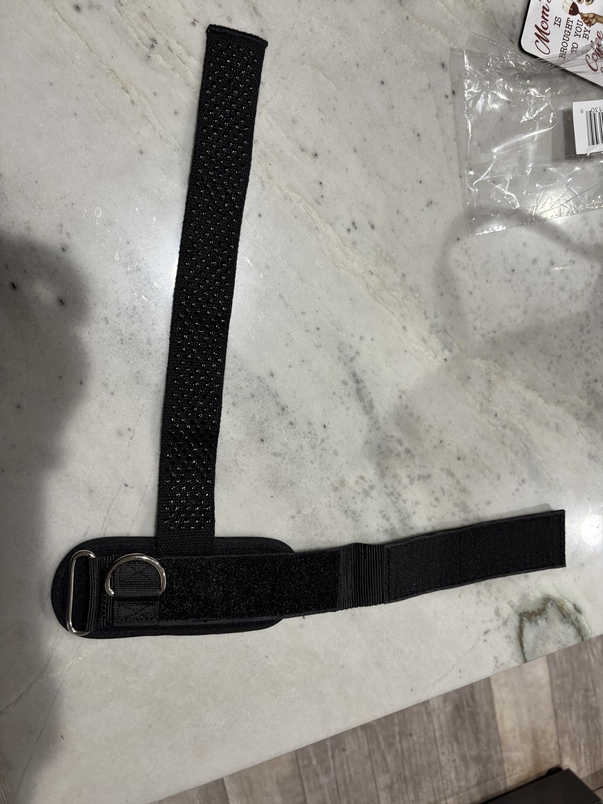 Ekkovision EKKO Weight Lifting Straps With Cuffed D Ring, Wrist Support for Men, Heavy Duty Thick Comfortable Lifting Straps, Secure Fit, Enhanced Grip, Straps for Weightlifting & Gym Training customer photo 1