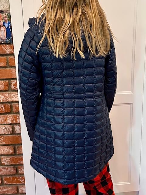 THE NORTH FACE Women's Thermoball Hooded Parka (Standard & Plus Size) | High Loft Insulation, Wind & Water Resistant customer photo 1