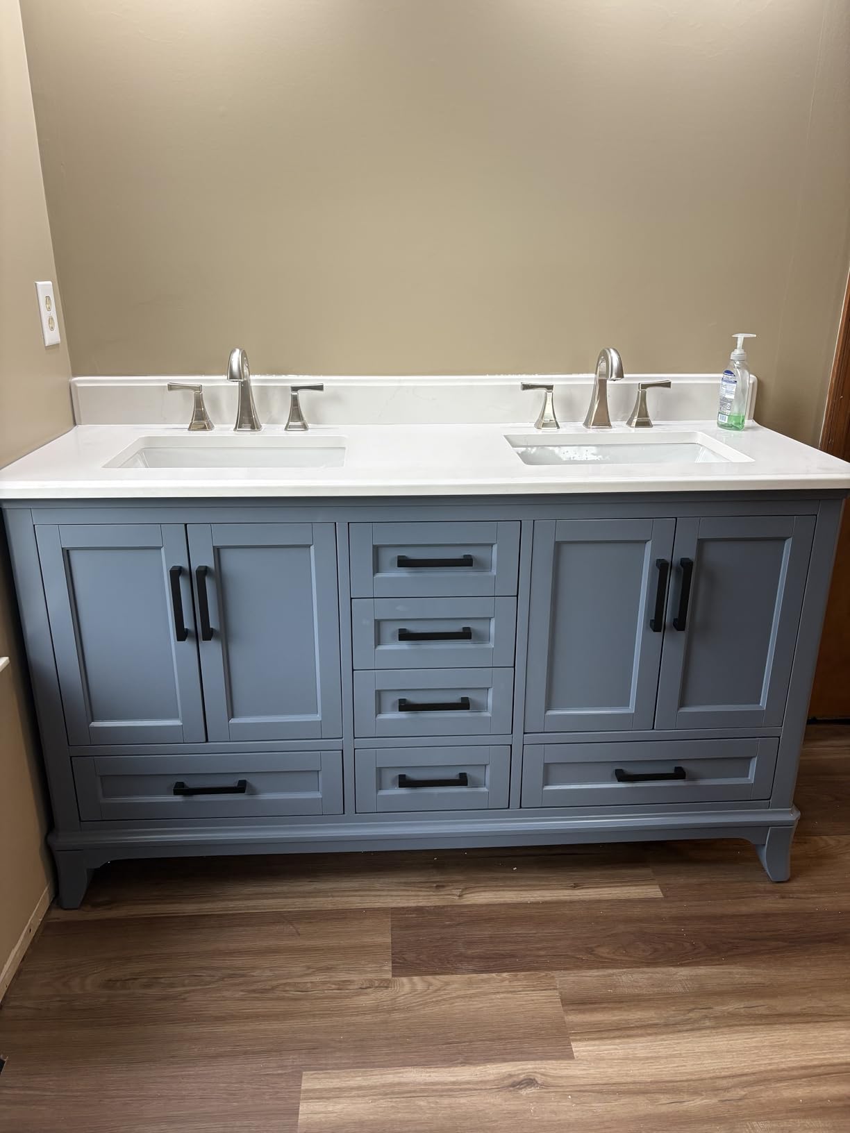48 Inch Bathroom Vanity with Sink, Fully Assembled, White | Farmhouse Solid Wood Single Sink Bathroom Vanity with Soft Close Doors & Dovetail Drawers, Apron Farm Sink, 0.78