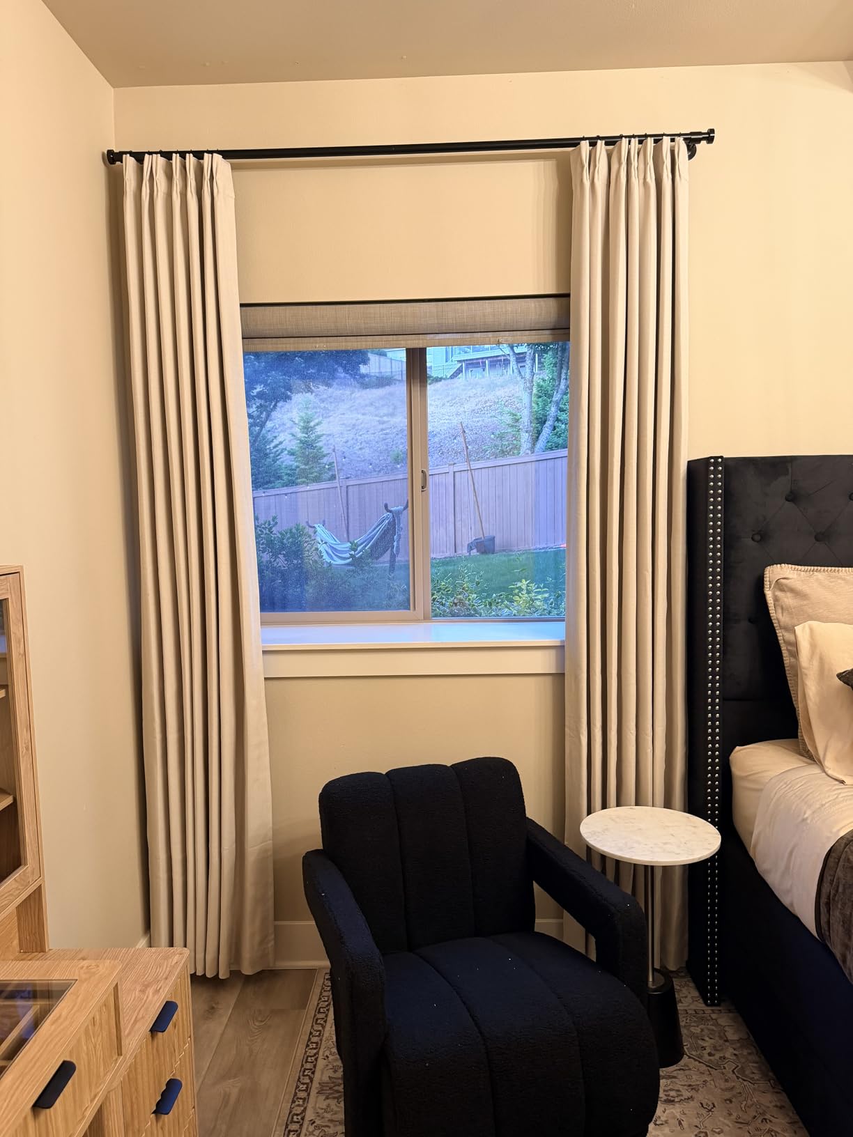 YaFex Heavy Duty Curtain Rods 32-150 Inch, 1 Inch Adjustable Black Curtain Rod for Windows, Extra Long Window Treatment Rods with Aluminium Finials, Easy Installation customer photo 2
