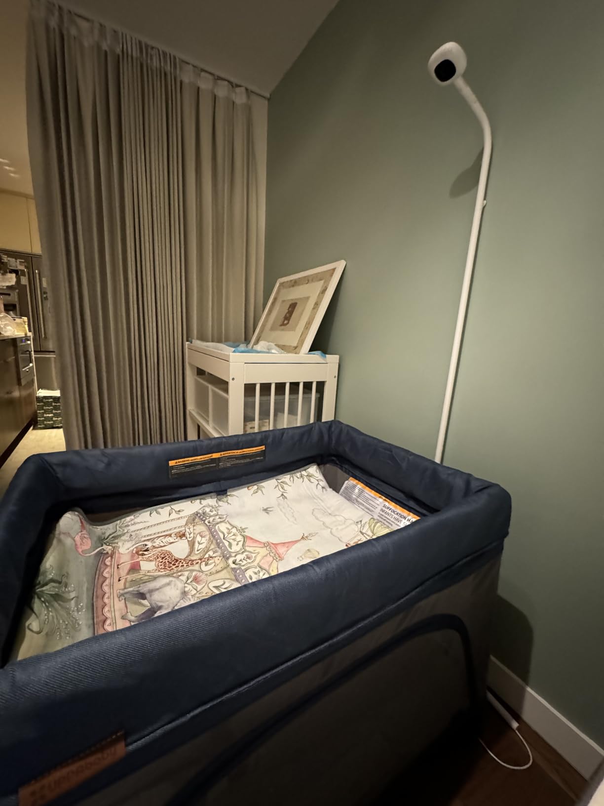 UPPAbaby Remi Playard | Deluxe 3-in-1 Portable Playard, Bedside Bassinet + Travel Crib| Mesh Bassinet, Mattress, Organic Cotton Mattress Cover + Storage Bag Included | Wells (Dark Taupe Melange) customer photo 1