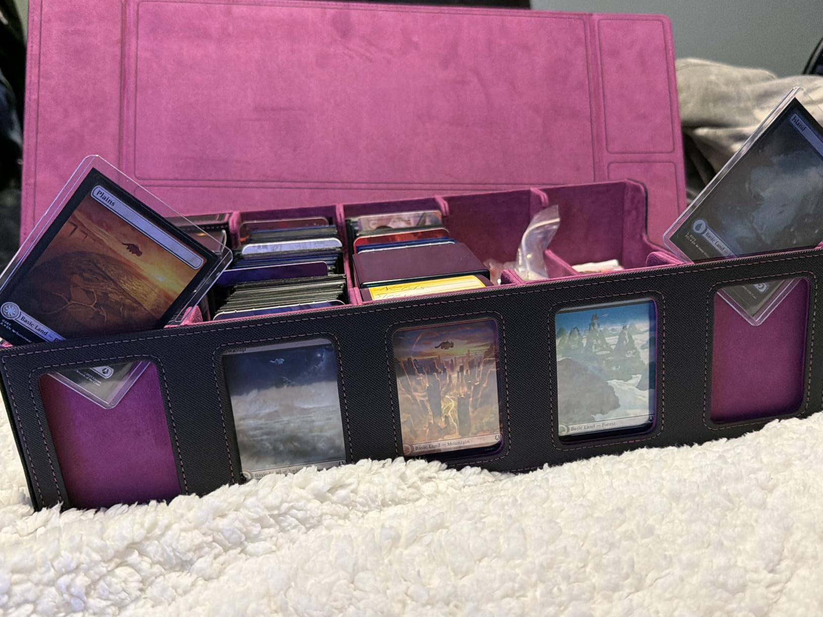 Kabinka 5 Row 3900+ Trading Card Storage Box with Commander Display | MTG Storage Box with Removable Lid Bulk Card Storage for MTG TCG PTCG Sports Card, Top Loaders Storage Box (Black) customer photo 1