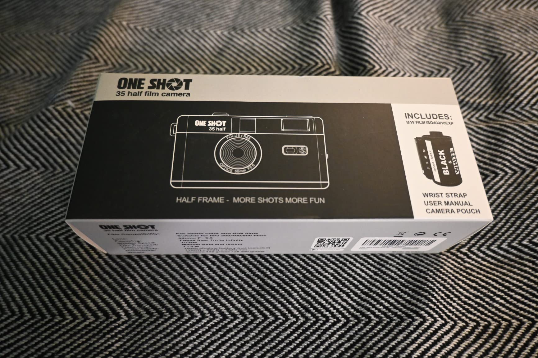 1 Shot Point and Shoot 35mm Film Camera, Reusable Retro Half Frame Camera, Built in Flash, Included One Roll ASA/ISO 400 Black & White Film 18 Exp., (36 Shots) Battery Not Included (Mocha Color) customer photo 1