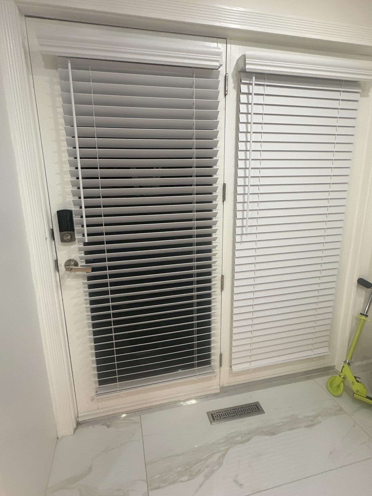 Blinds House Solution - Custom Made 2 Inch Faux Wood Cordless Horizontal Window Blinds for Doors - Ghost White/Snow White - Outside Mount (24
