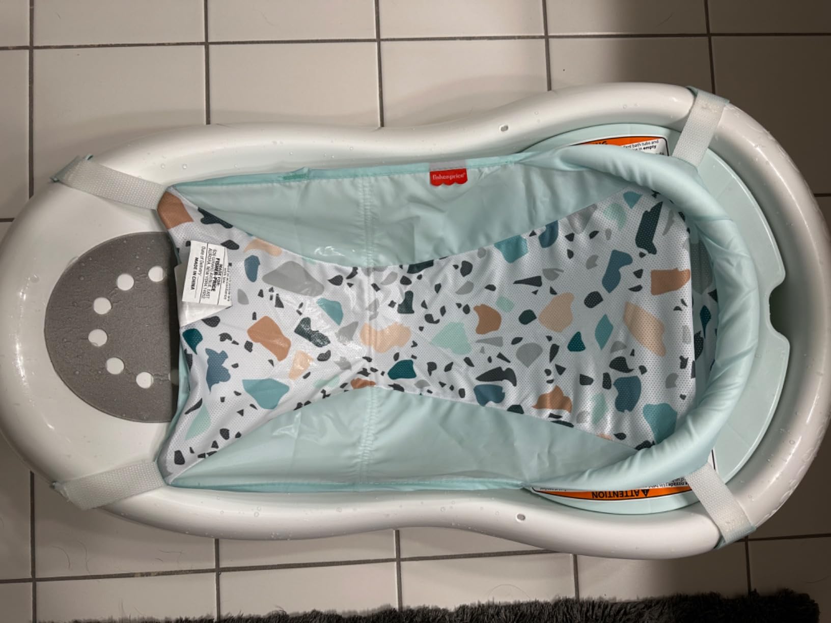 Fisher-Price Baby to Toddler Bath 4-in-1 Sling 'N Seat Tub with Removable Infant Support and 2 Toys, Pacific Pebble customer photo 2