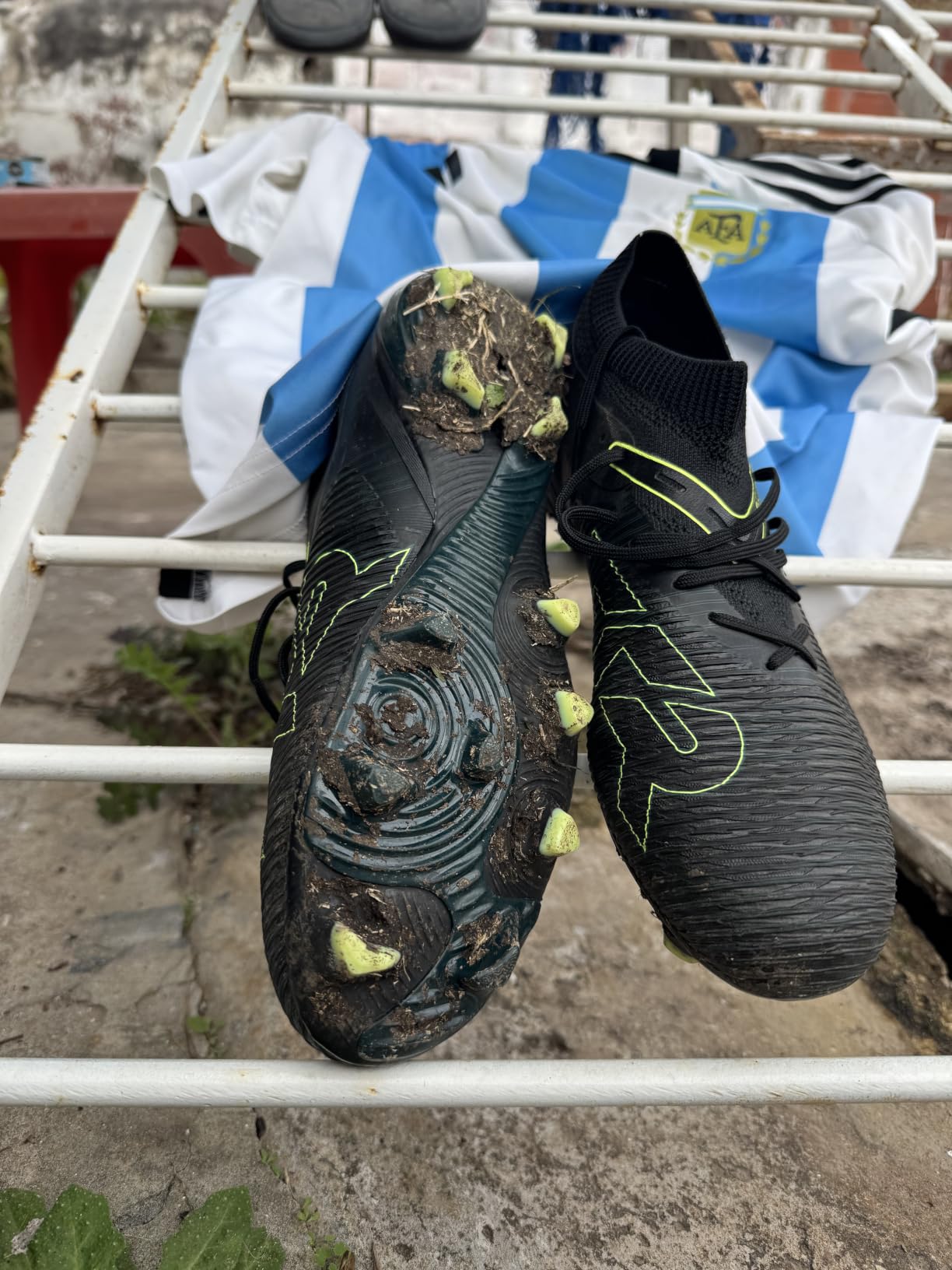 Puma Mens Future 8 Match Firm, Artificial Ground Soccer Cleats customer photo 2
