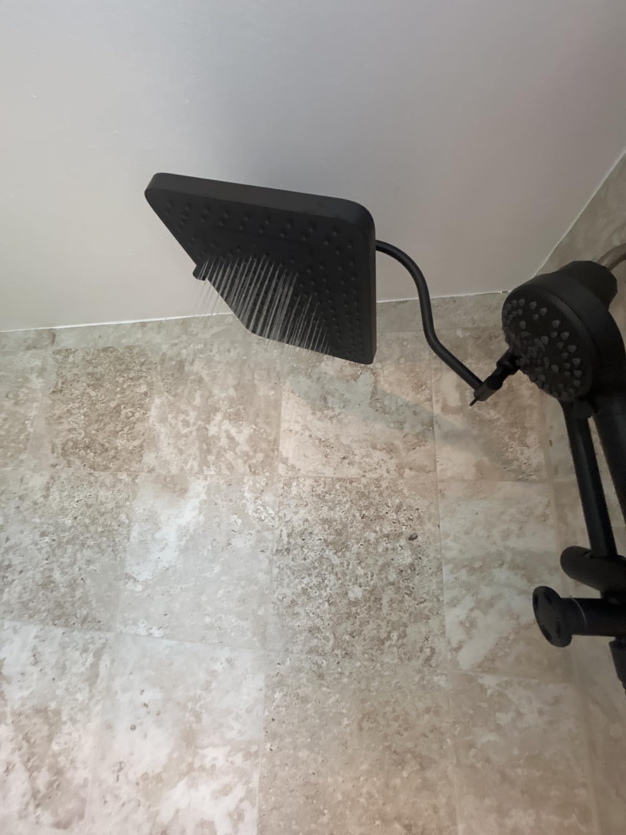 Hibbent 5-spray Dual Filtered Rainfall Shower Head Combo, High Pressure 13'' Showerhead with 10 Spray Mode Handheld, Easy Reach 4-way Diverter Shower Arm with Pause Mode, 71'' Hose and Holder, Black customer photo 1