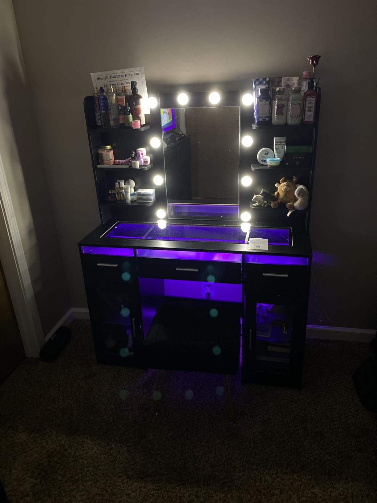 HUAHUU Vanity Desk, Makeup Vanity Desk with Mirror and Lights 3 Colors, Transparent Top with 3 RGB Drawers, 6 Shelves, 2 Large Tempered Cabinets, Power Outlet, for Bedroom, White customer photo 1
