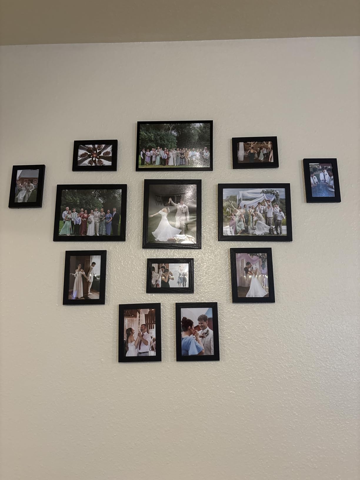 Vittanly 15 Pack Picture Frames Collage Wall Decor, Wall/Tabletop Display | Black, Multi-Size Gallery Wall Frame Set: 3pcs 8x10, 6pcs 5x7, 6pcs 4x6. Picture Frame Set for Family customer photo 1