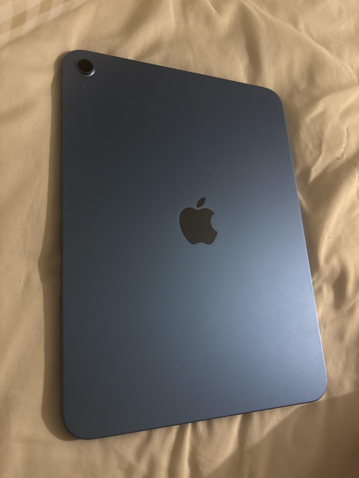 Apple iPad 11-inch: A16 chip, 11-inch Model, Liquid Retina Display, 256GB, Wi-Fi 6, 12MP Front/12MP Back Camera, Touch ID, All-Day Battery Life - Blue customer photo 2
