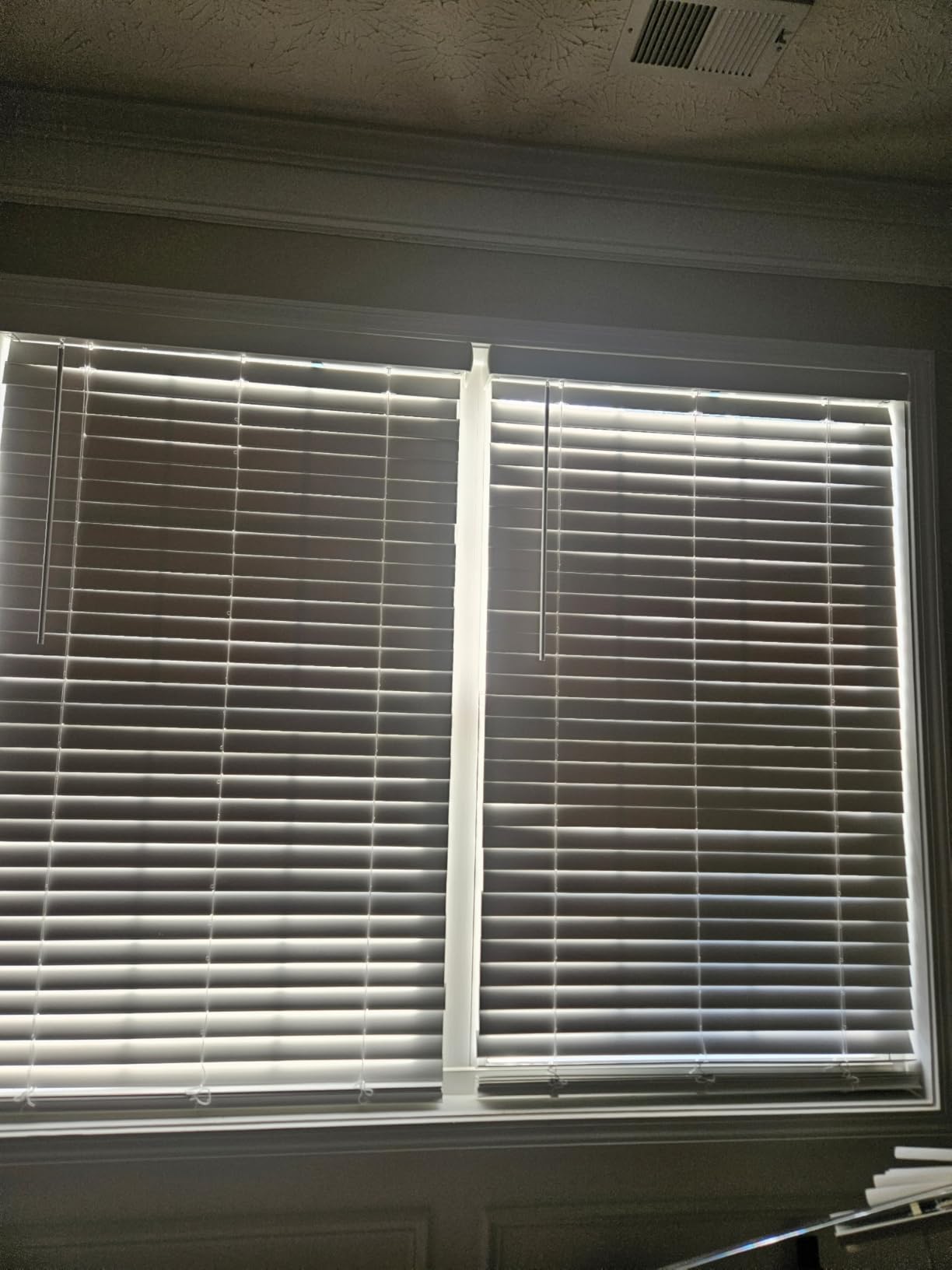 LEVOLOR Basics Cordless Faux Wood Blinds for Indoor Windows, 34