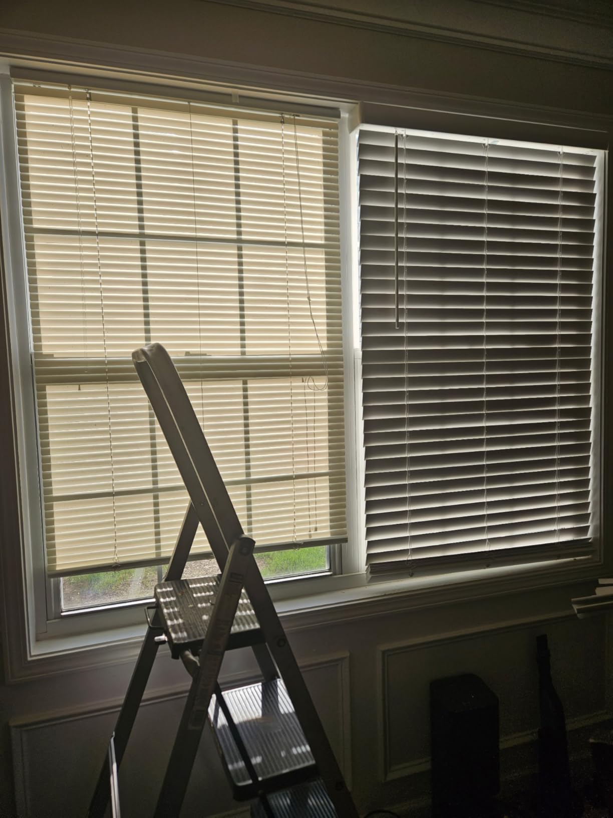 LEVOLOR Basics Cordless Faux Wood Blinds for Indoor Windows, 34