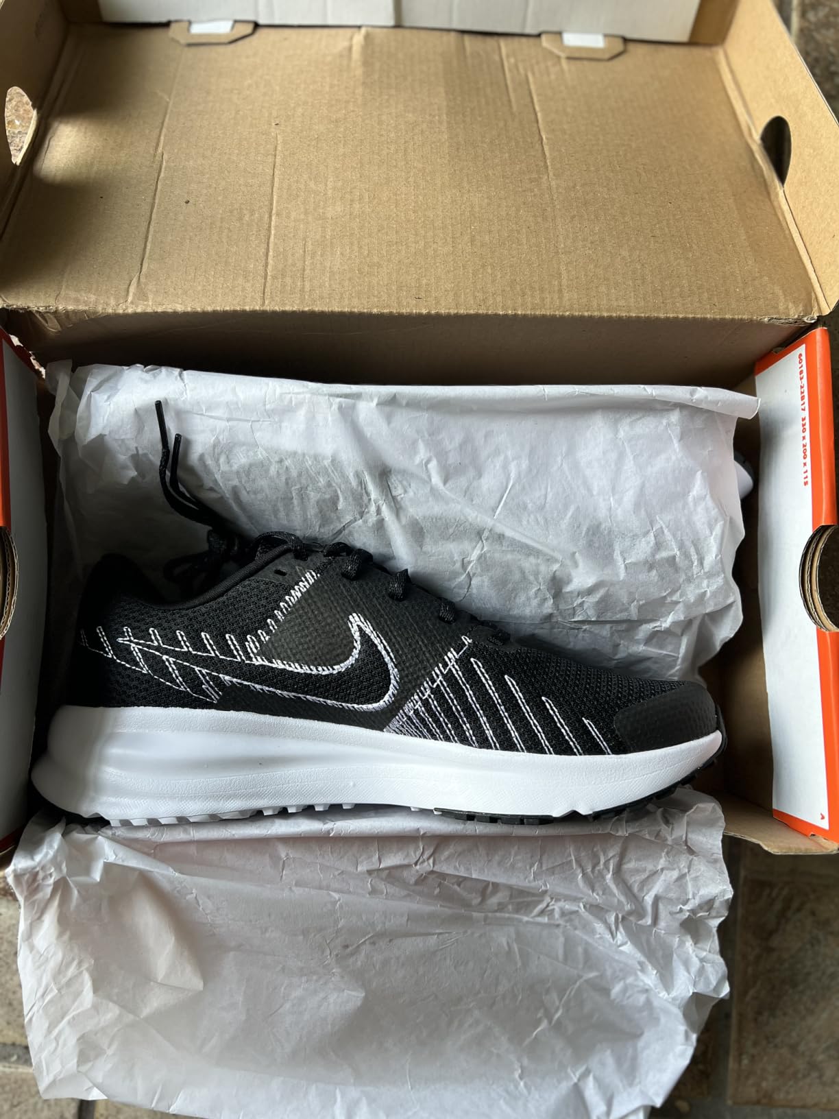 Nike Men's Run Defy Road Running Shoes customer photo 2