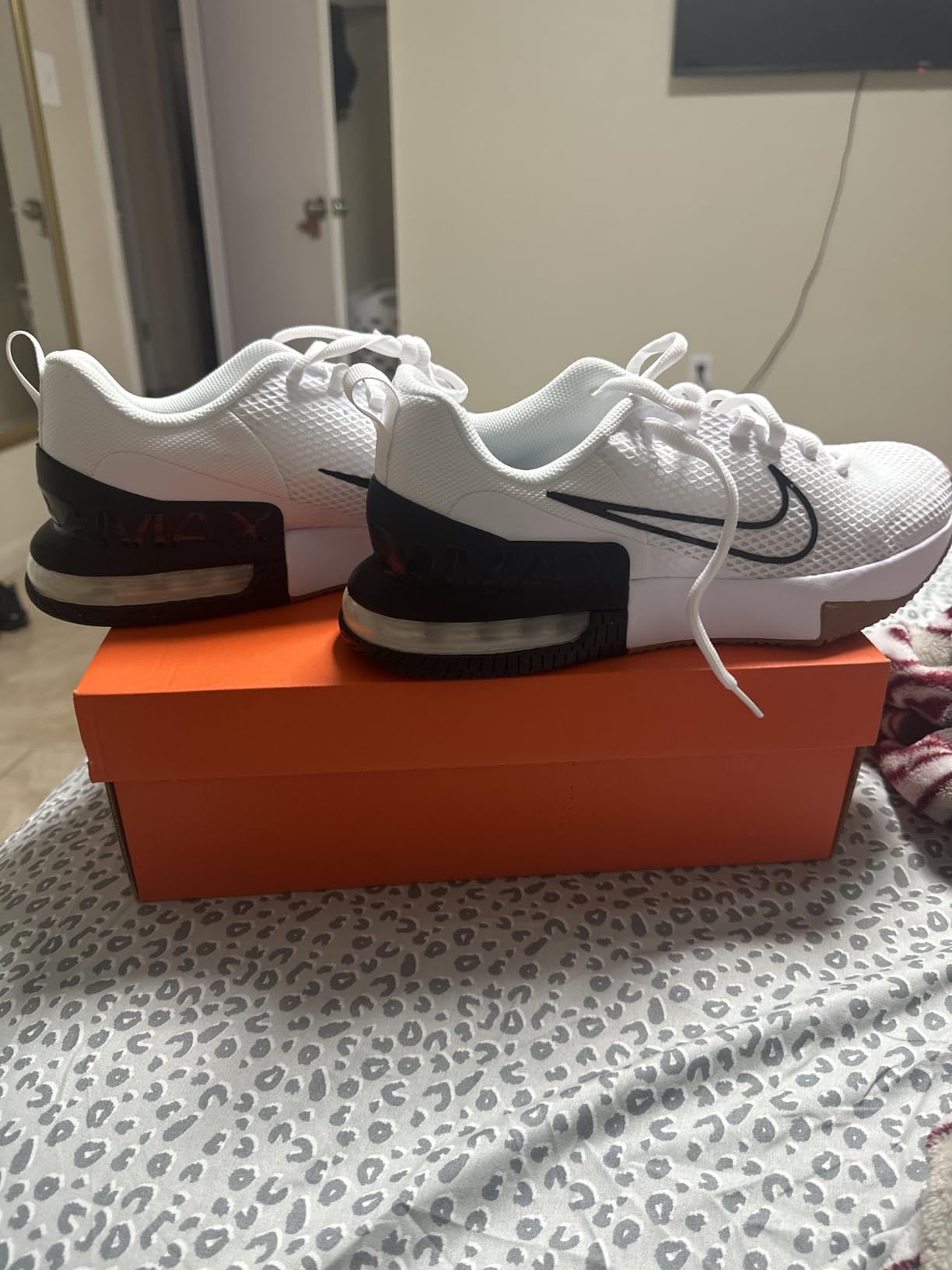 Nike Men's Air Max Alpha Trainer 6 Workout Shoes customer photo 1