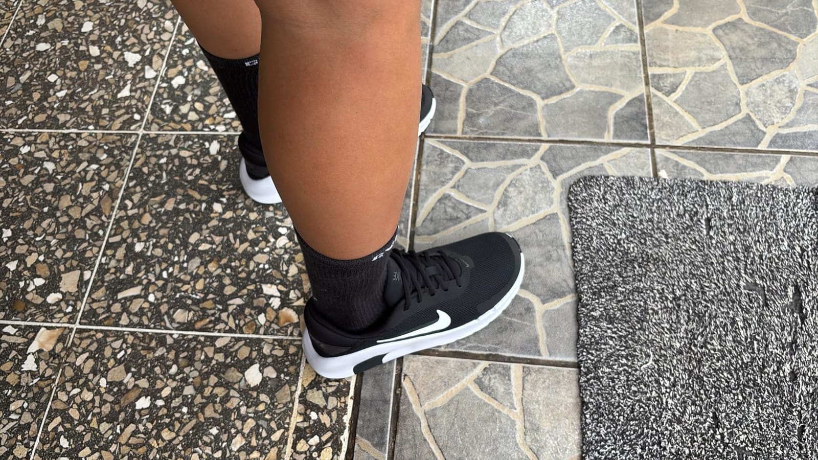 Nike Women's Flex Train Training/Workout Shoes customer photo 2