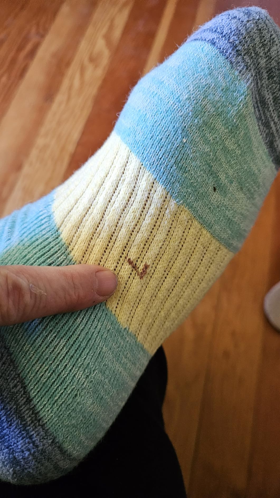 Merino Wool Hiking Socks Thermal Warm Winter Cozy Cushioned Moisture Wicking Crew Socks for Women 5 Pairs customer photo 1
