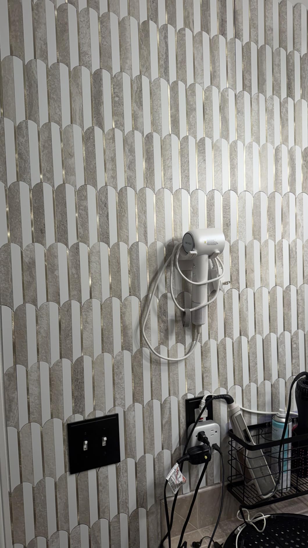 Vamos Tile Peel and Stick Backsplash Seamless Tile for Kitchen and Bathroom, White and Glossy Wooden Marble PVC Mixed Light Gold Self Adhesive Fish Scale Metal Mosaic Tiles (10 Sheets) customer photo 2