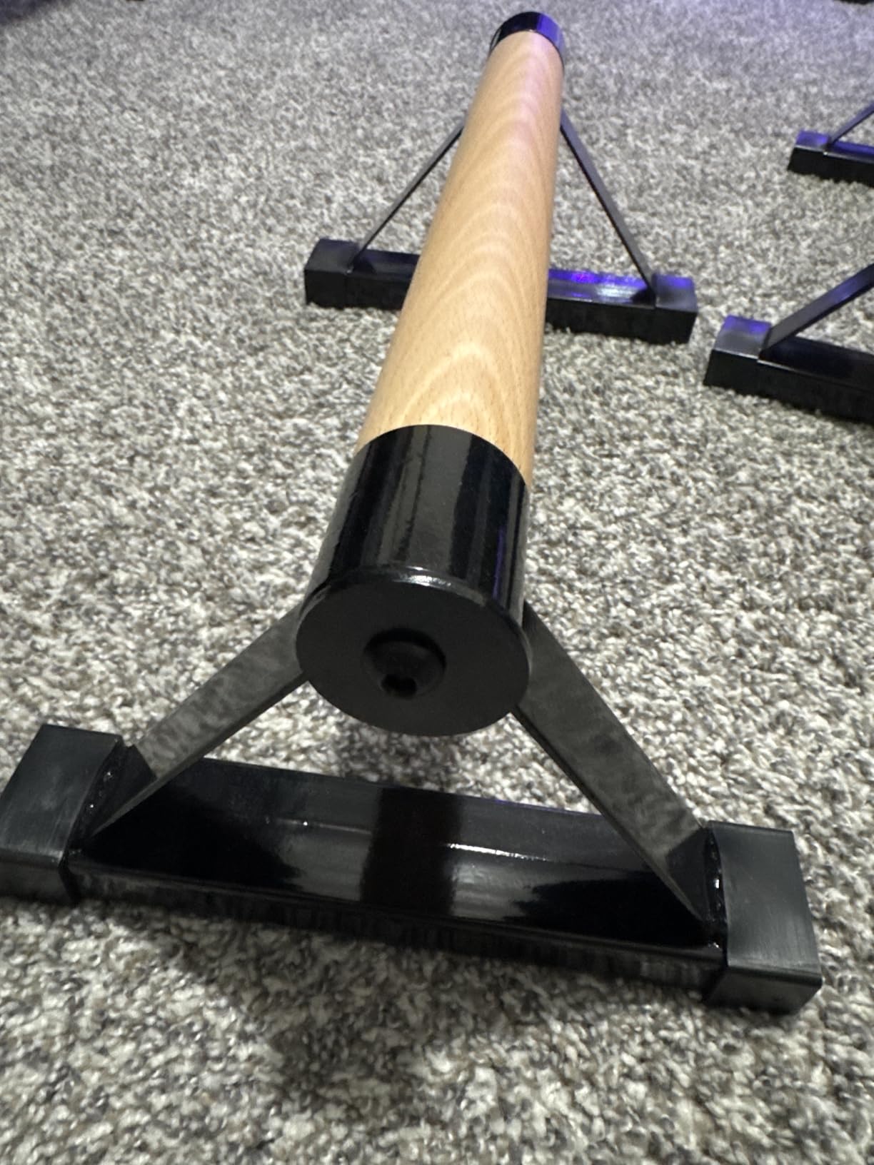 Parallettes Bars, 16 INCH Solid Wood Push Up Bars with Anti-Slip Grip for Calisthenics, Handstand, Floor Workouts, Sturdy Metal Bracket Supports Up to 600 lbs for Home Gym, CrossFit & Fitness Training customer photo 1