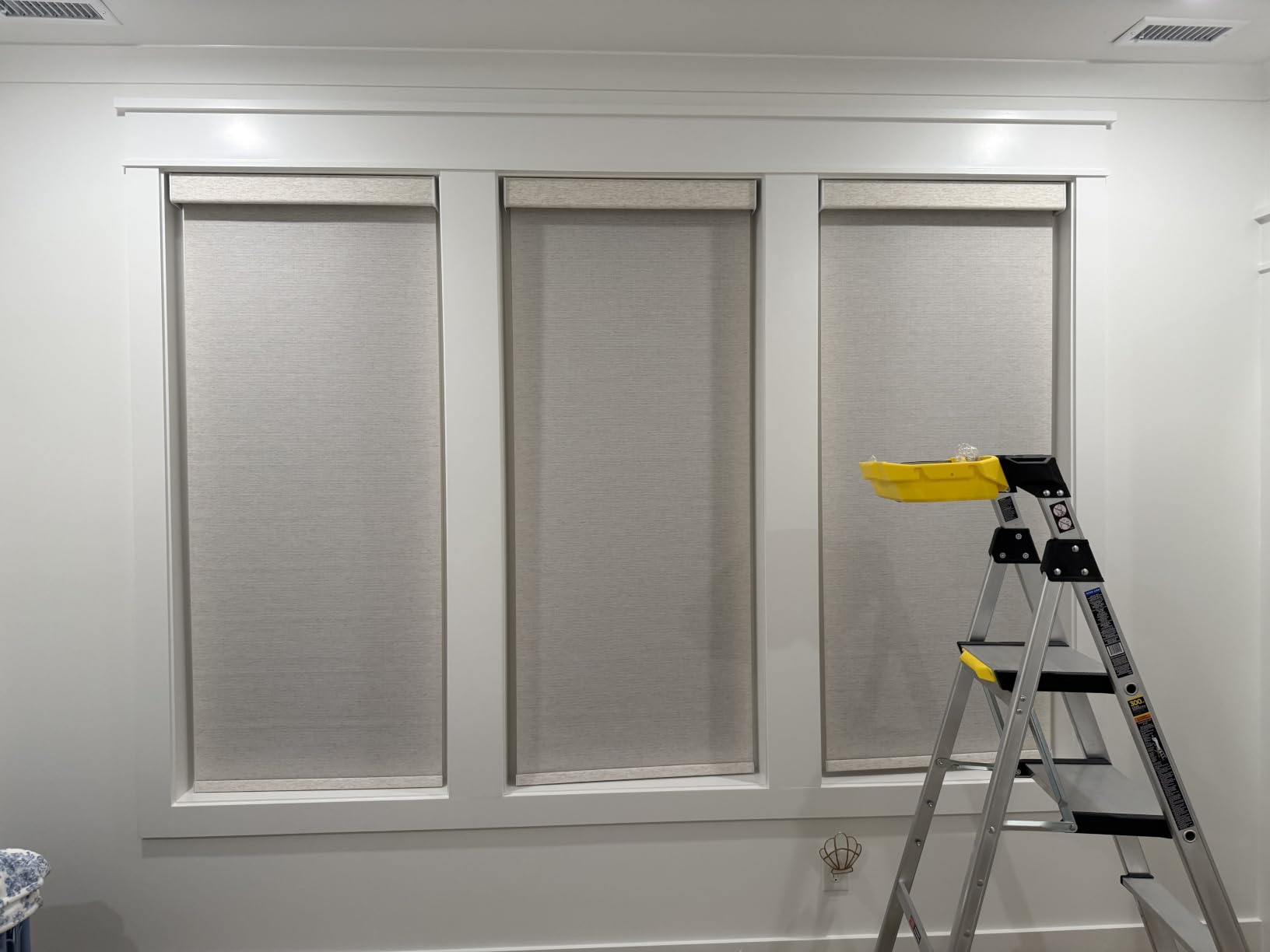 Persilux Light Filtering Roller Shades for Window Blinds, Cordless, Linen Fabric, Thermal Insulated Fabric UV Protection Shades for Home, Office, Bedroom, Door, Light Filtering-Cream, 34