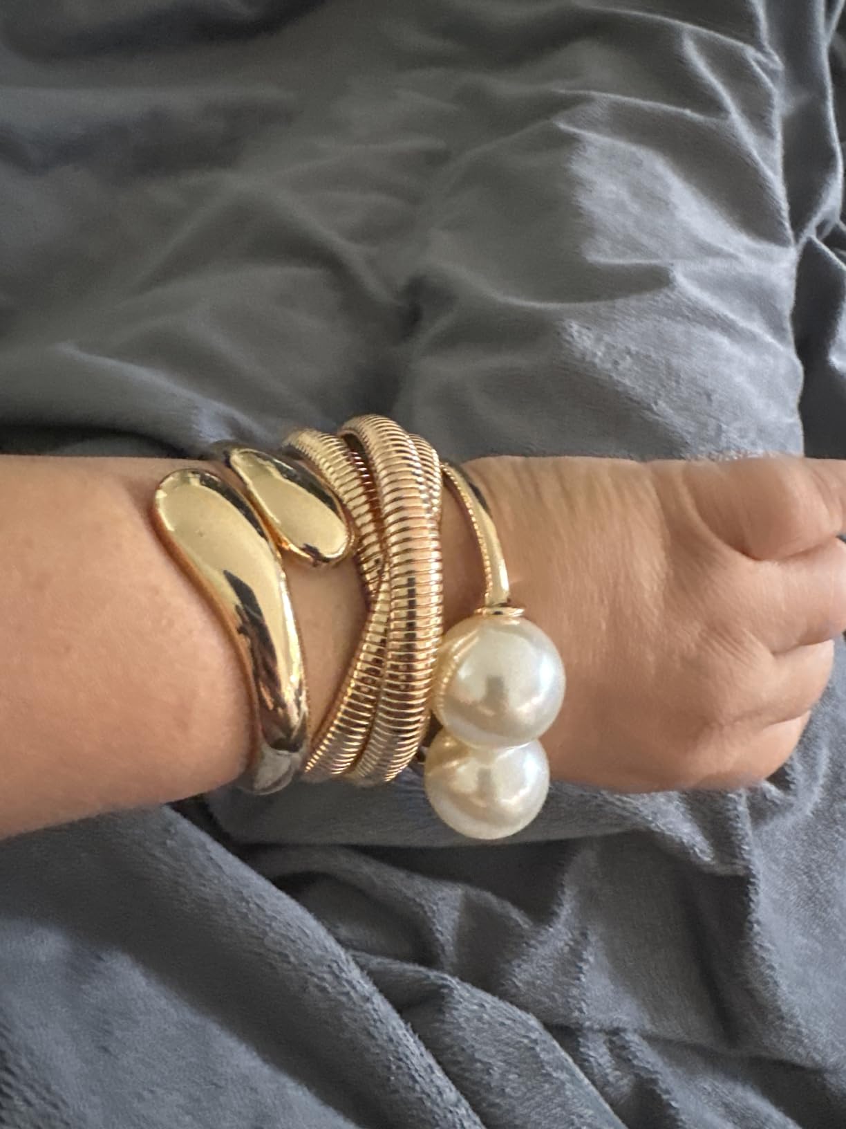 Chunky Gold Bangle Bracelets for Women, Dainty 14k Gold Plated Big Stackable Bangles Set, Trendy Statement Cuff Bracelet Stack Fashion Jewelry Gifts customer photo 1