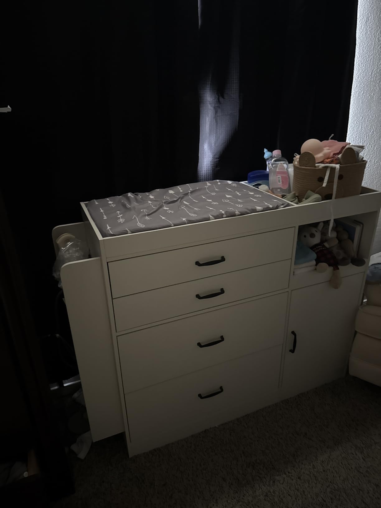 Bigbiglife Changing Table Dresser, Baby Nursery Dresser with 4 Drawers & 1 Cabinet & 3 Open Shelves Storage, Modern Diaper Changing Station for Children's Room, Changing Pad Included, White customer photo 1