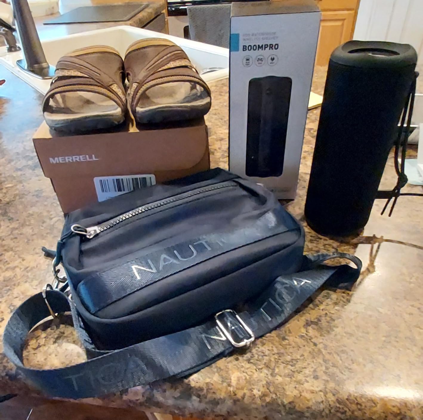 Nautica Nylon Bean crossbody/Belt Bag adjustable shoulder strap customer photo 2