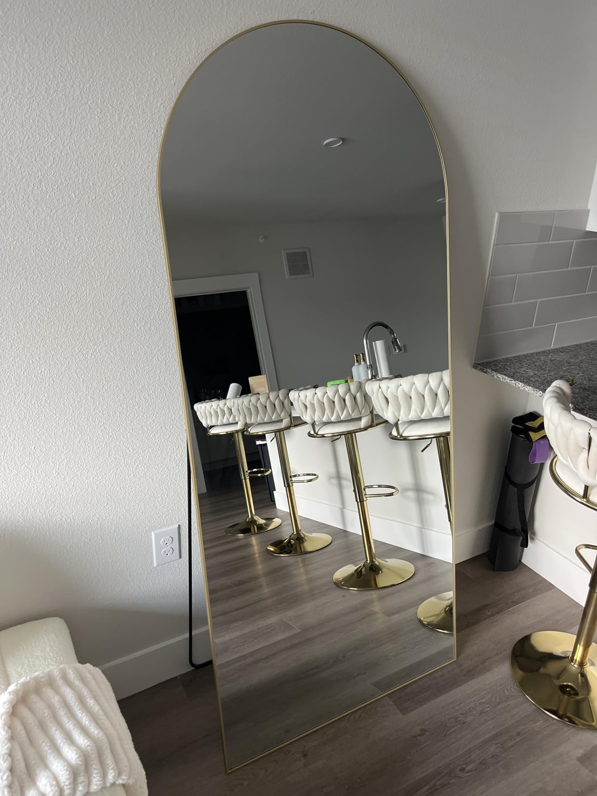 KOMCOTE Full Length Floor Mirror, 91x46 Inch Oversized Arched Standing Mirror in Black for Bedroom, Living Room, Dressing Room - Elegant Freestanding Leaning Mirror Decor customer photo 1
