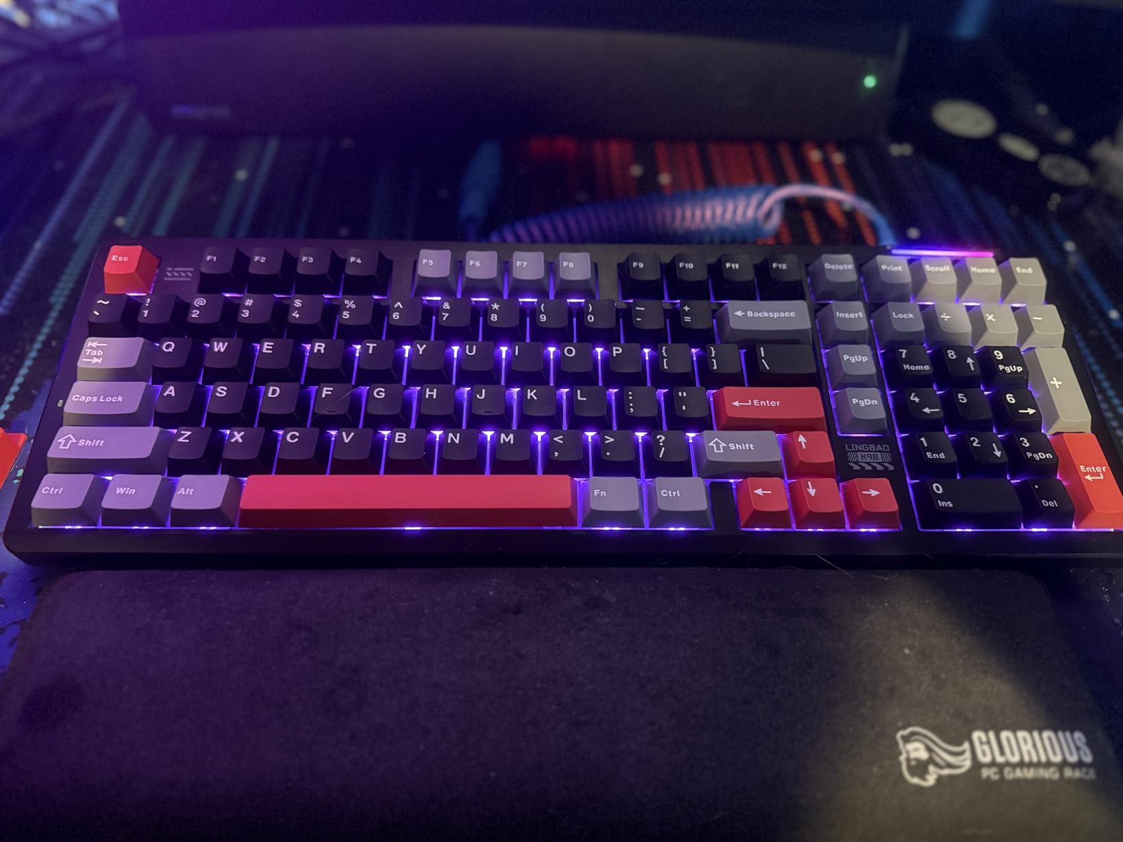 LINGBAO K98 Wireless Mechanical Gaming Keyboard, Tri-Mode Gasket Hot Swap | Linear Switches Creamy Keyboard with Number Pad, 96% Layout RGB Backlit Mechanical Keyboard for PC Laptop, Custom Software customer photo 2