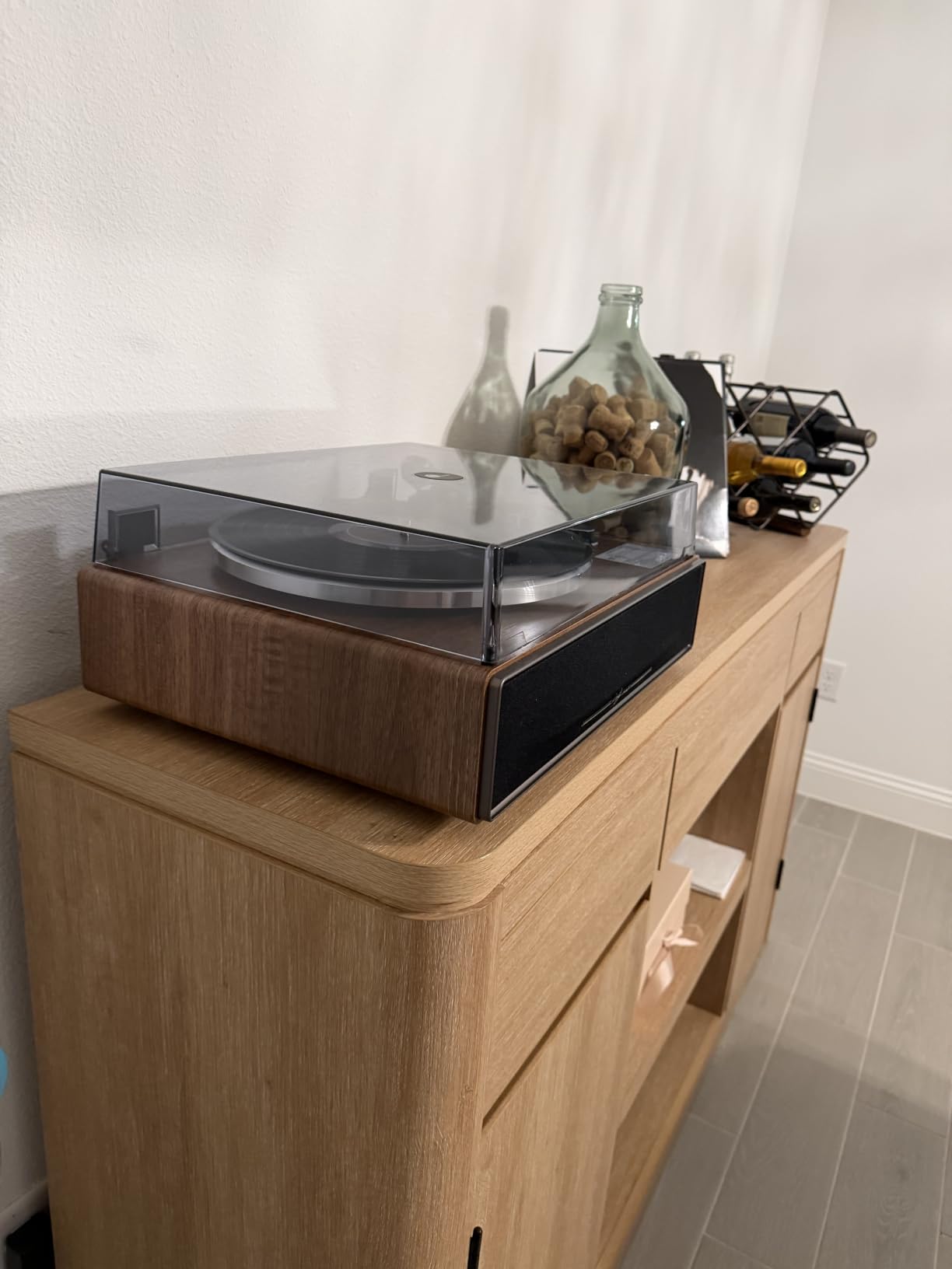 1 BY ONE Vinyl Record Player with Built-in Speakers, Belt-Drive Turntable customer photo 1