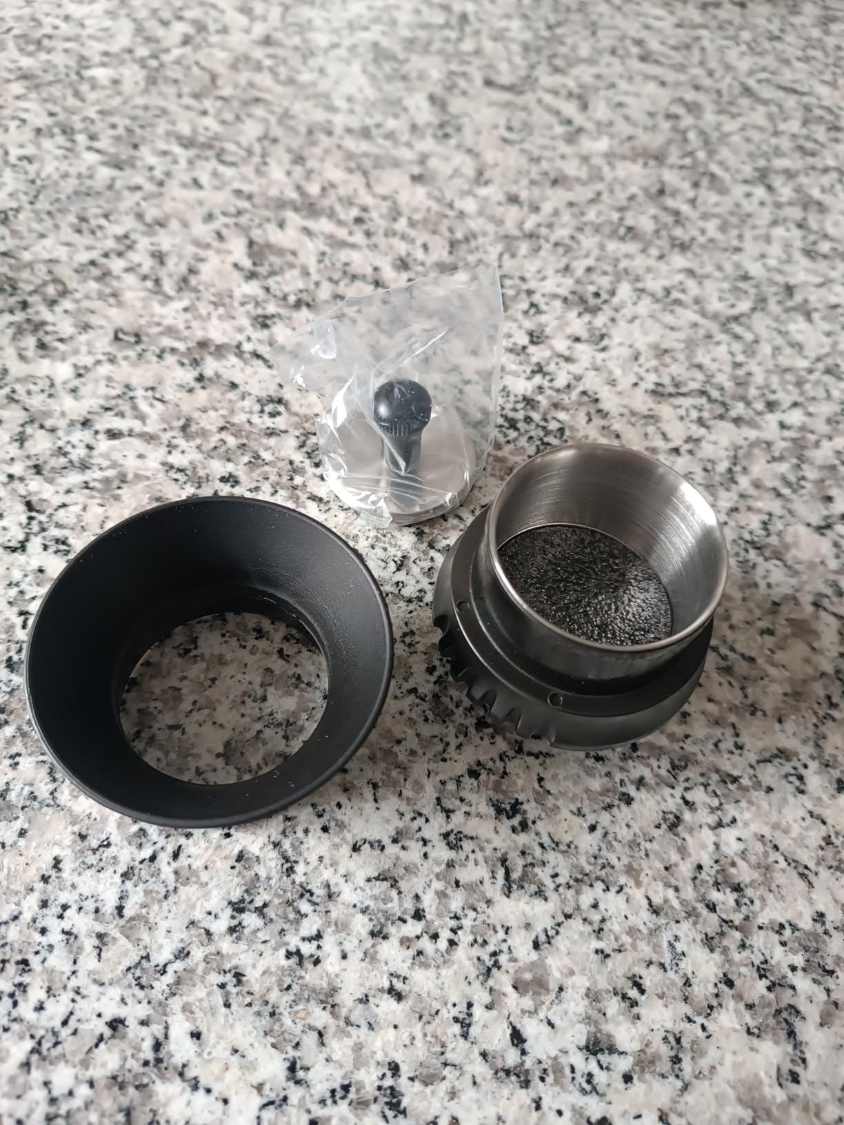 Flair 2GO: Portable, Collapsible Lever Espresso Machine for 9BAR Espresso Anywhere (Grounds Model) customer photo 1