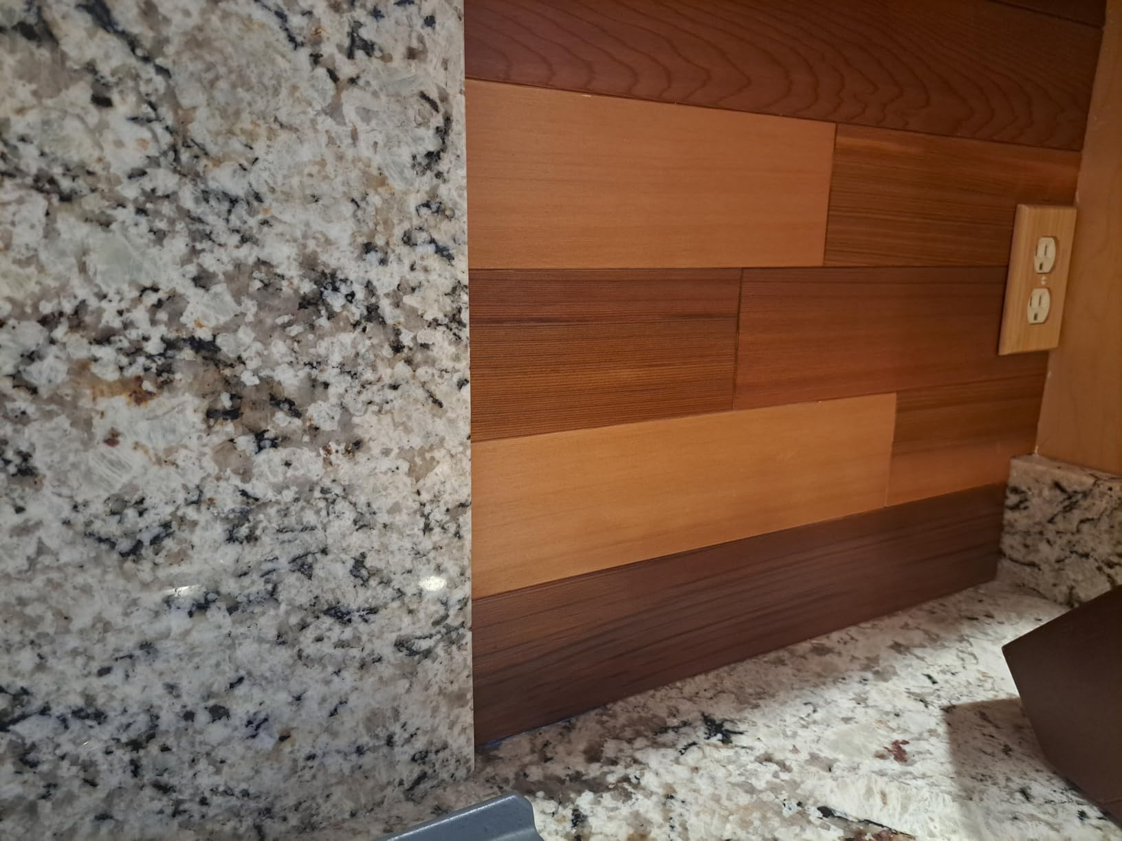 Western Red Cedar T & G Cladding Wall Panels, 5.3
