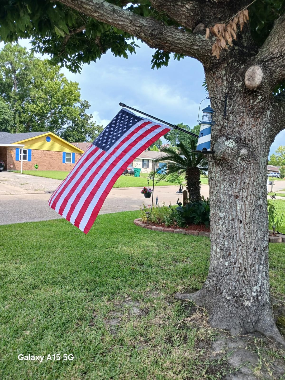 American Flag with Pole for House Outside, Including 5Ft Heavy Duty Flag Aluminum Poles Kit and 100% Polyester 3x5 ft US Flag, No Tangle Spinning Pole and Multi-Position Flag Pole Bracket customer photo 2