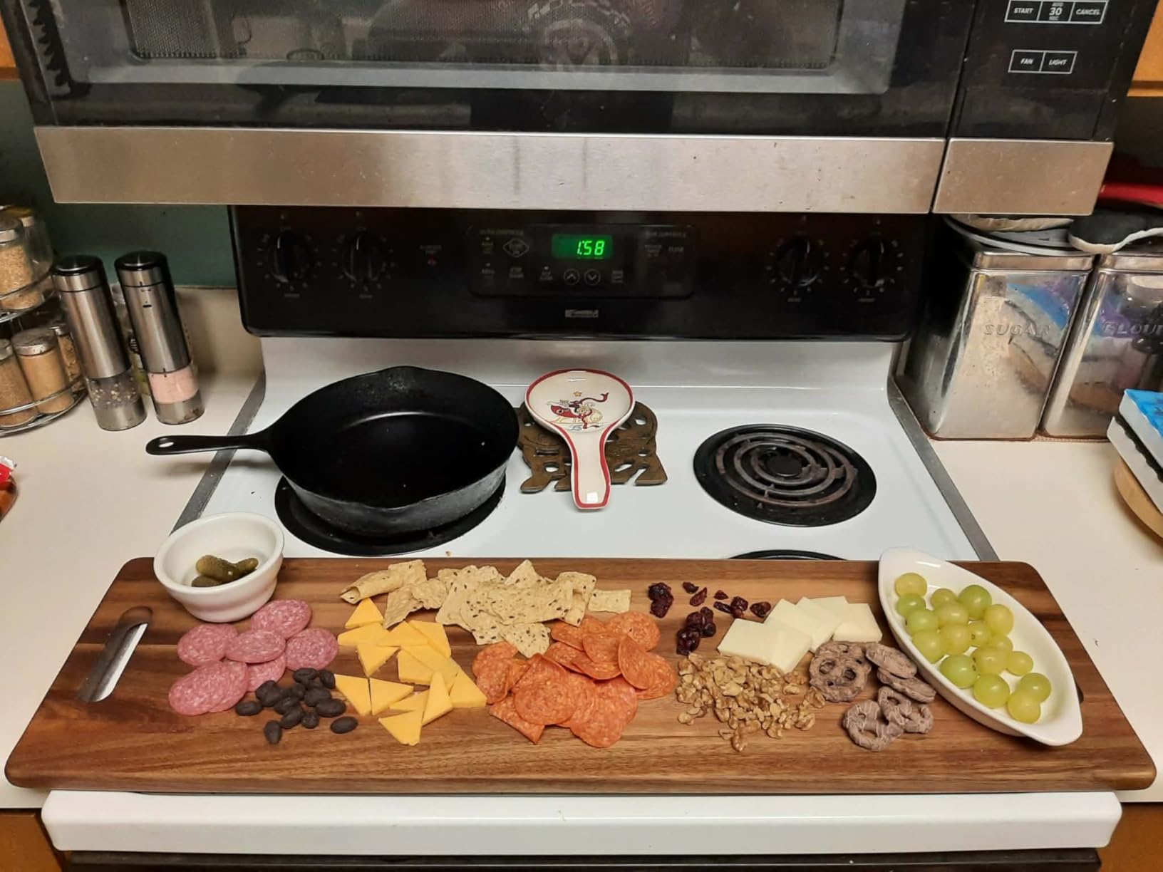 Large Charcuterie Board - Featuring Built-In Side Handles, 32