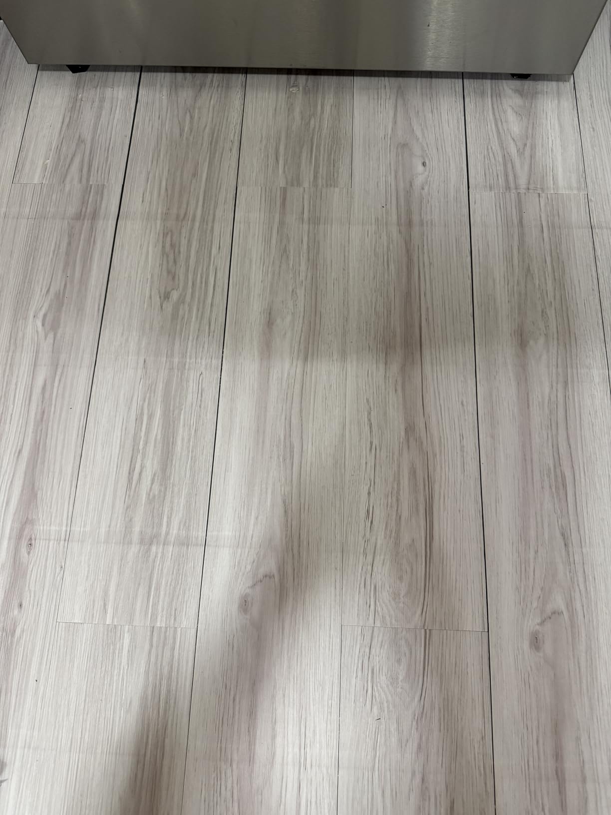Art3d Wood Textured Peel and Stick Vinyl Floor Tiles, 40-Pack, Dust Grey | Rigid Surface, Waterproof, Fire-Proof, Self-Adhesive, Easy to Clean, Cover 60 sq.ft, Ideal for Bedroom, Living Room, Kitchen customer photo 1