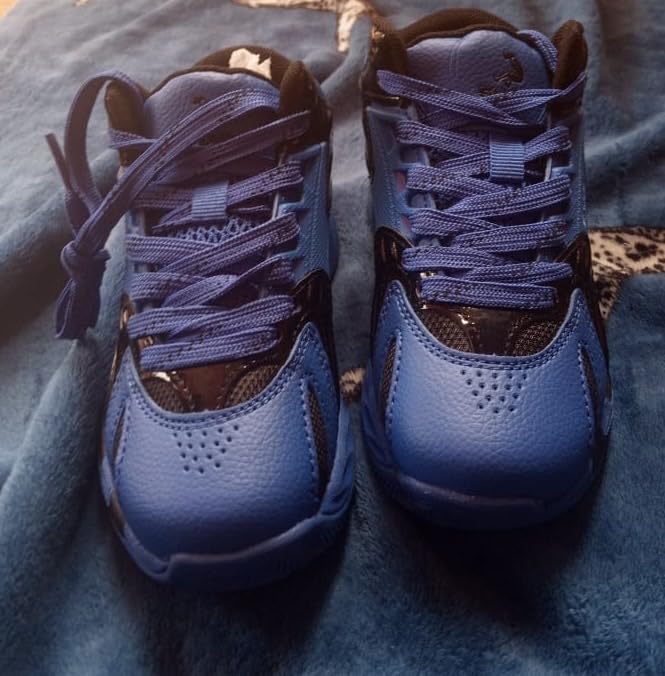 SHAQ Devastator 2.5 Kids Basketball Shoes for Boys and Girls, High Top Youth Boys Sneakers Size 11-7 Little or Big Kid customer photo 2