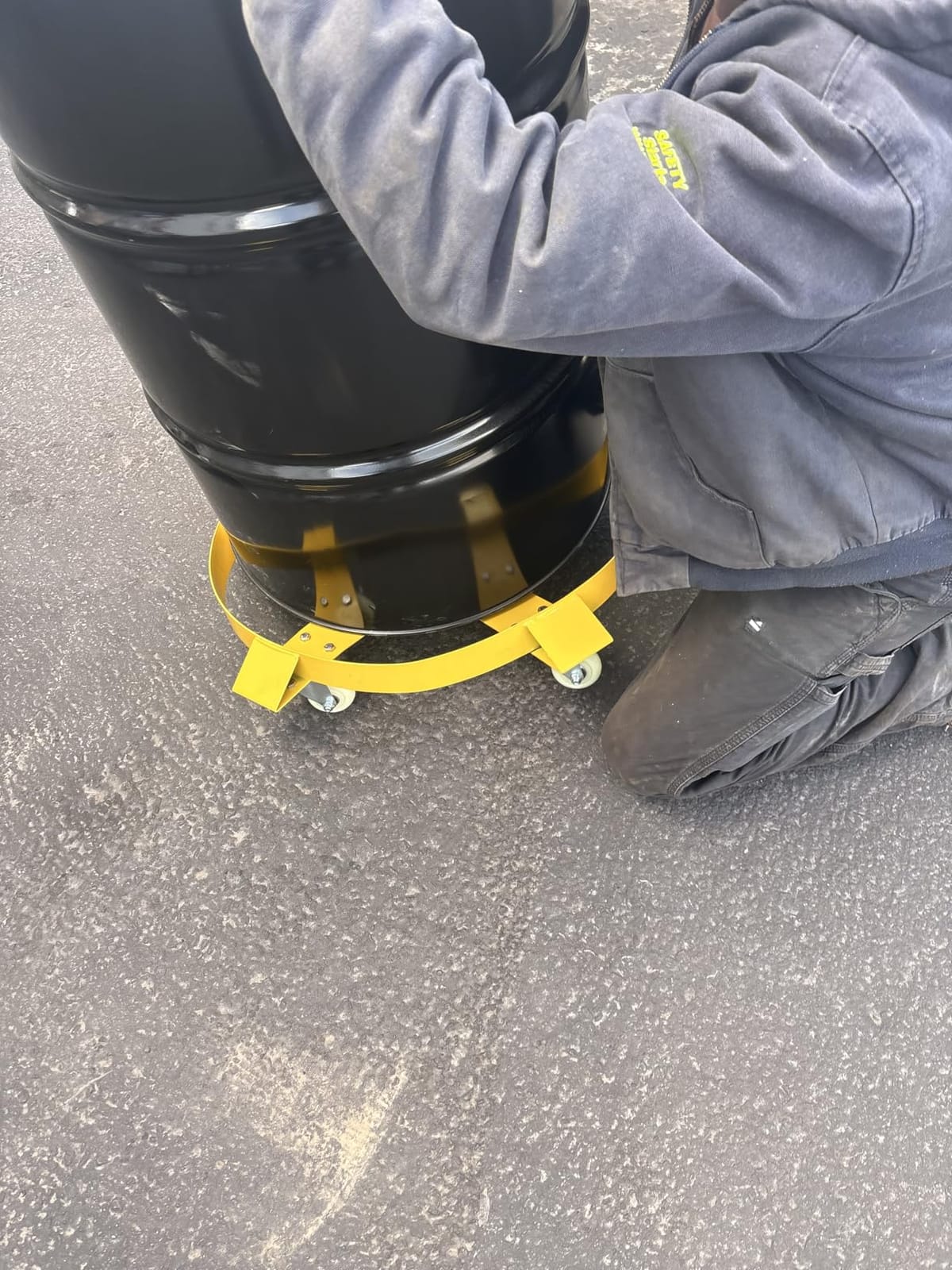 55 gal Heavy Duty Drum Dolly, 1250 LBS Load Capacity, Barrel Dolly Cart Drum Caddy, Hand Truck Capacity Dollies with Steel Frame 5Swivel Casters Wheel, for Warehouse Drum Handling, Non Tip 5 Wheel customer photo 2