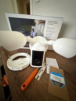 Ring Floodlight Cam, Wired (newest model), Home or business security, Wide-Angle Retinal 2K Video, 6x Enhanced Zoom, Ultra-Bright Floodlights, White customer photo 2