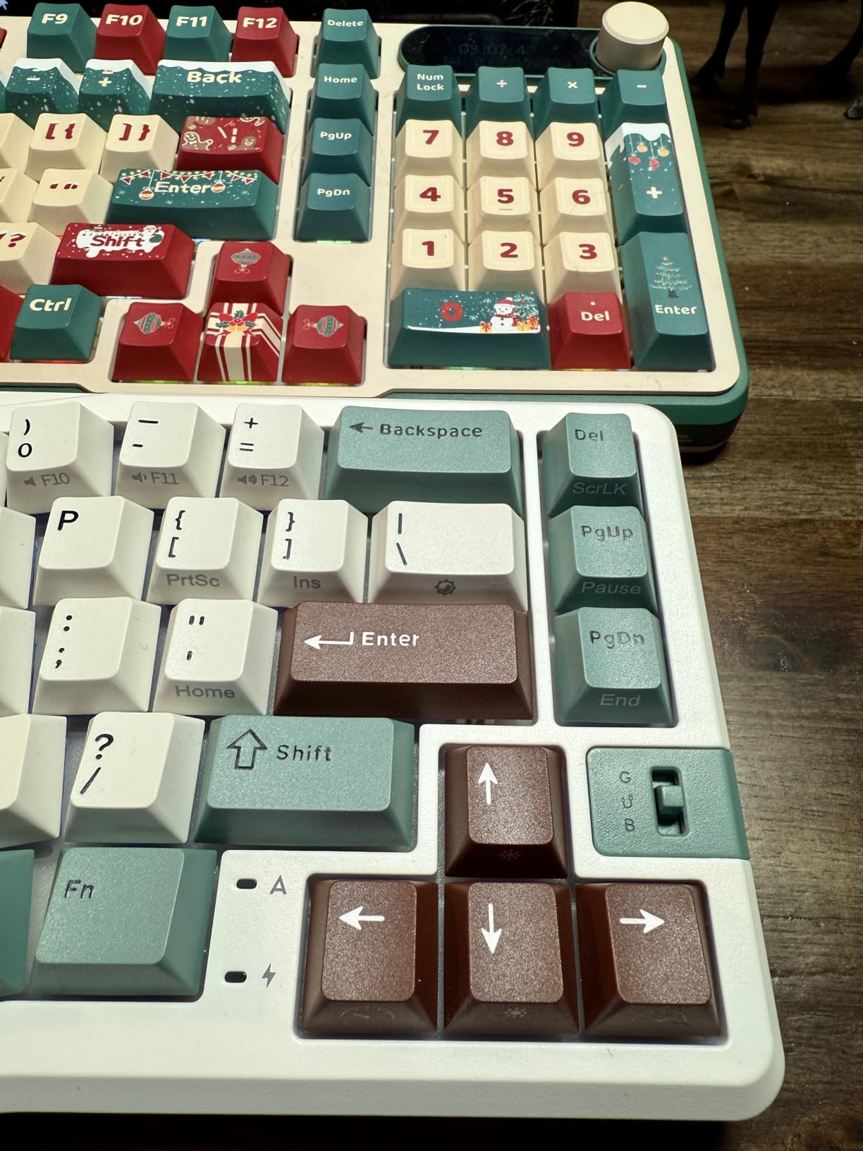 RK ROYAL KLUDGE A72 Alice Ergonomic Wireless Mechanical Keyboard, Split Ergo customer photo 1