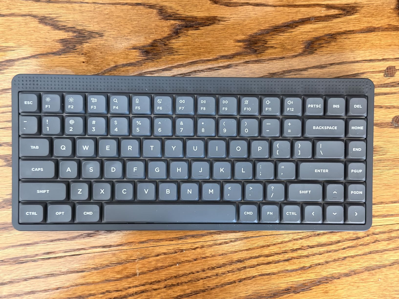 NuPhy Node75 Hot-swap Wireless Mechanical Keyboard Pink-Blush Nano Switch, 84 Keys 75% Low Profile Keyboard, For Mac / Windows, Supports Touch Gestures, For Bluetooth, 2.4GHz, USB-C, RGB Backlit customer photo 2