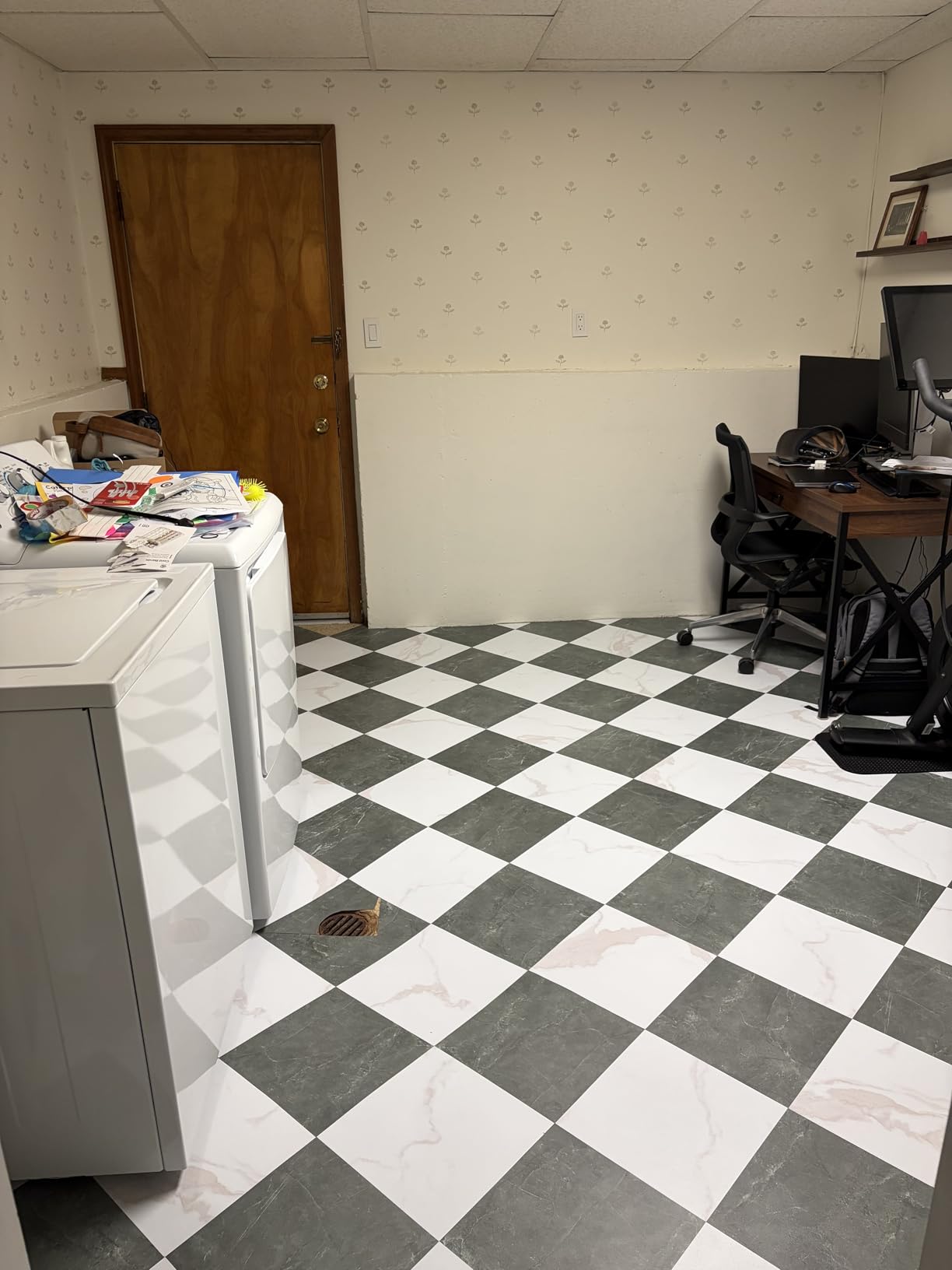 Vinyl Floor Tiles | Grey Stone | 30 Sq.Ft | Peel n Stick | Matte finish / Surface Coated / Diy Installation / Indoor Areas / Waterproof / 2.8m2 customer photo 1