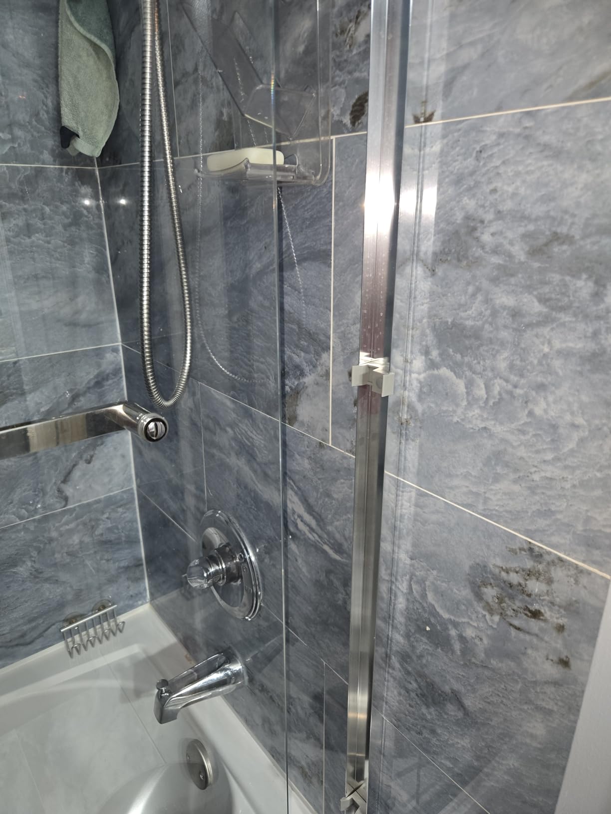 Neo-Angle Corner Shower Door, 36