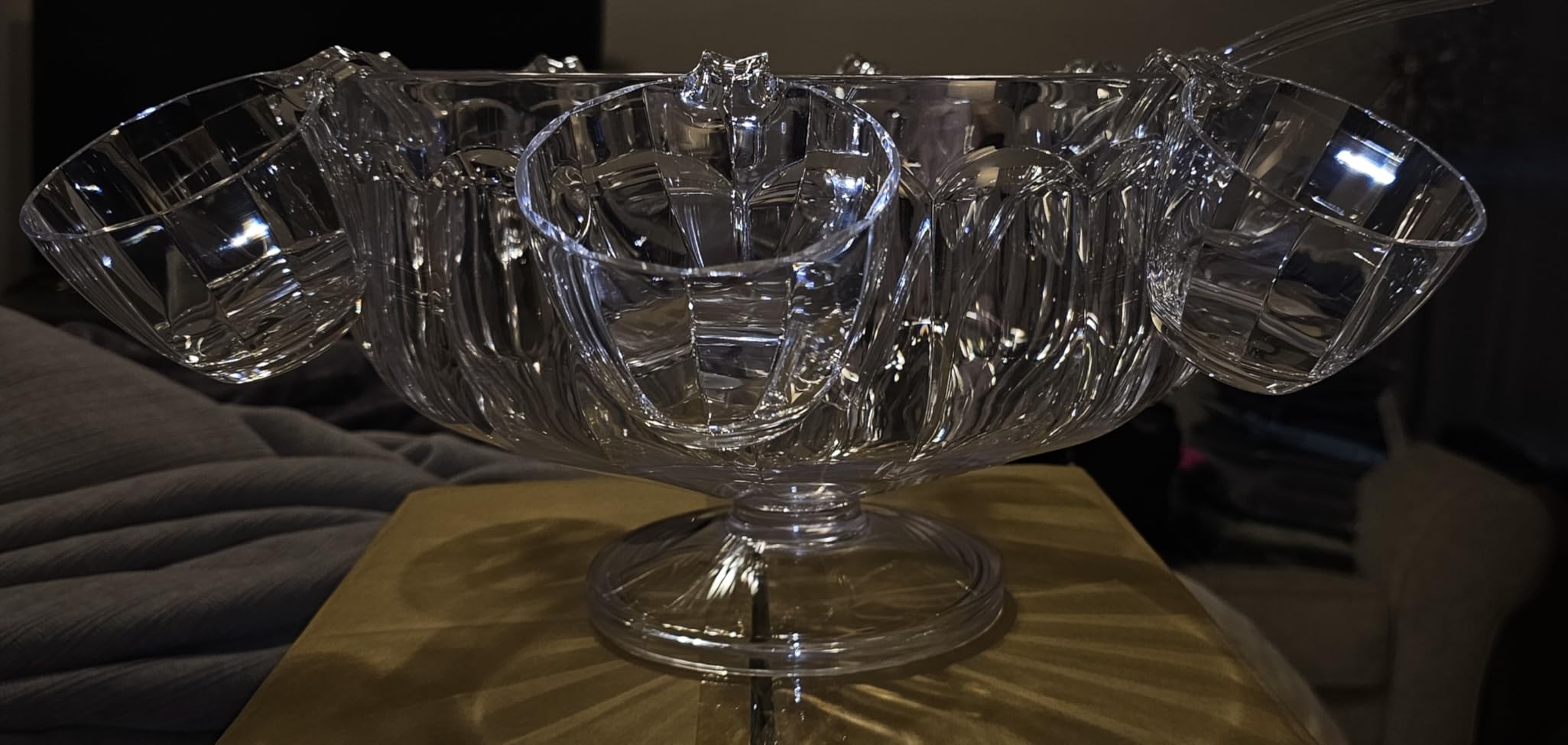 Amazing Abby - Paloma - Acrylic 2-Gallon Punch Bowl Set, Plastic Clear Punch Bowl with Ladle and 8 Cups, Beverage Server Set, BPA-Free, Shatter-Proof, Great for Wedding, Party, and Outdoor Hosting customer photo 1