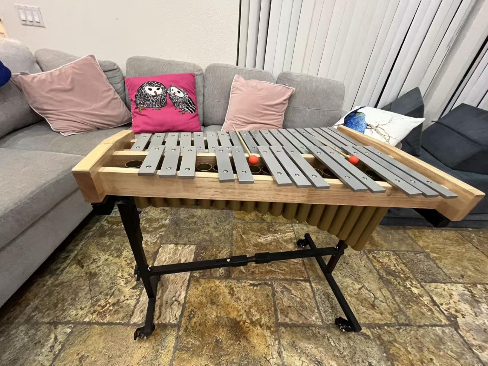 Giantex 32 Note Glockenspiel Marimba with Adjustable Stand & Wheels, Metal Xylophone Percussion Instrument with Aluminum Bars, Resonator Tubes & Mallets customer photo 1