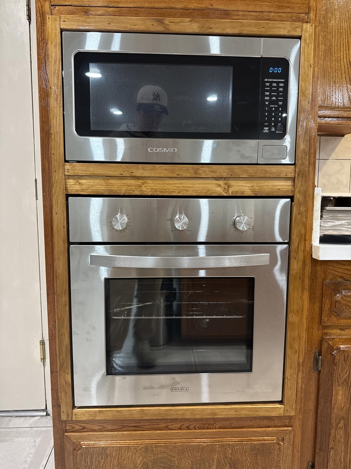 Empava 24 Inch Natural Gas Single Wall Oven in Stainless Steel | 5 Cooking Modes, Convection and Rotisserie Function, 2.3 Cu.ft, 13600 Btu/h customer photo 1