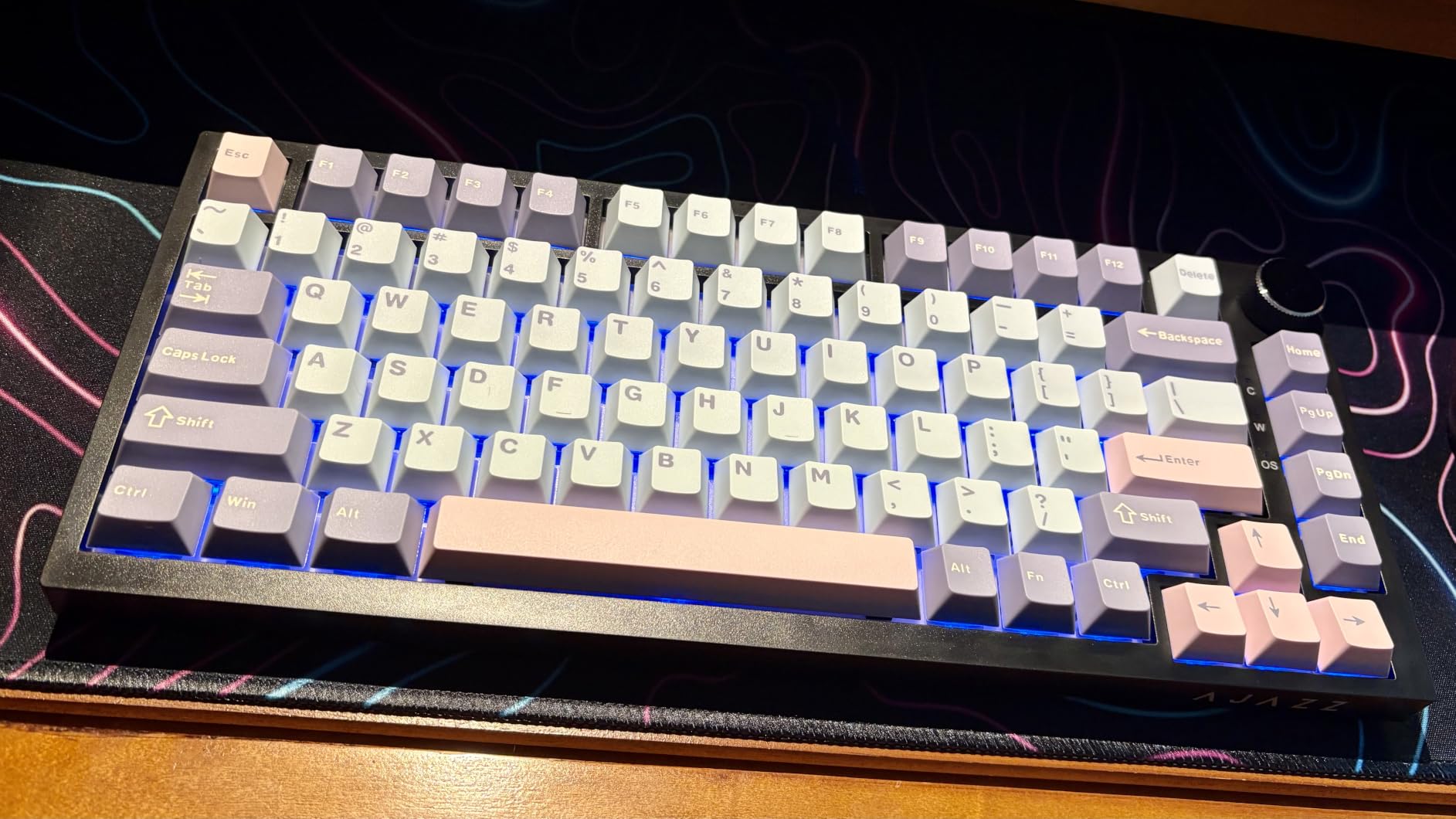 Ajazz AK820 75% Wired Mechanical Gaming Keyboard, Gasket Mounted Hot Swappable Custom Keyboard with Volume Knob, 5-Layer Sound Dampening Padding, PBT Keycaps, 82 Keys, Black customer photo 2