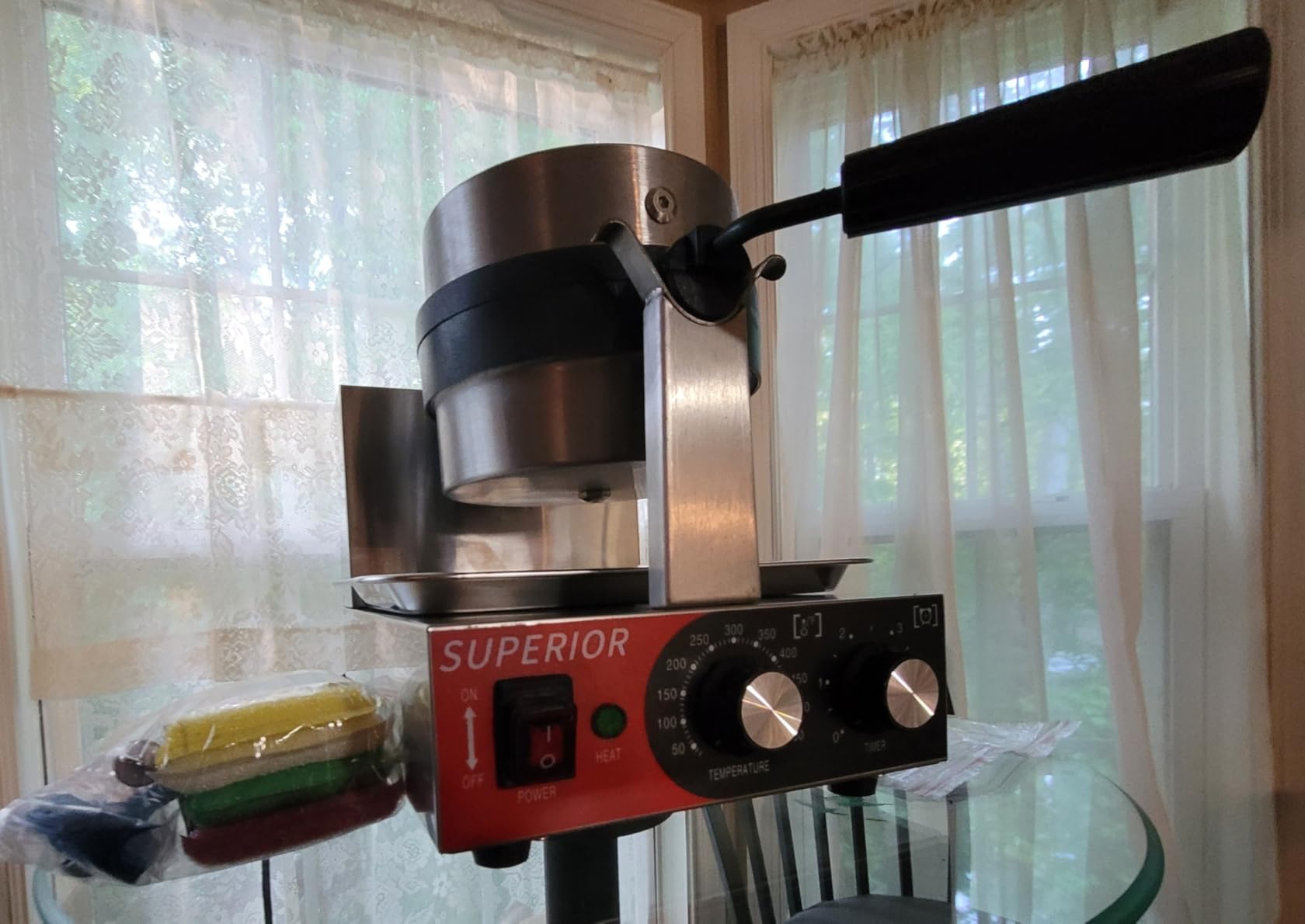 Superior Kitchen Equipment Commercial Double Round Belgian Waffle Maker | Stainless Steel Waffle Iron, Non-Stick Coating, Heat-Resistant Handles, 122℉/50℃ to 550℉/300℃, Has Accessories, 2400W, 110V customer photo 1
