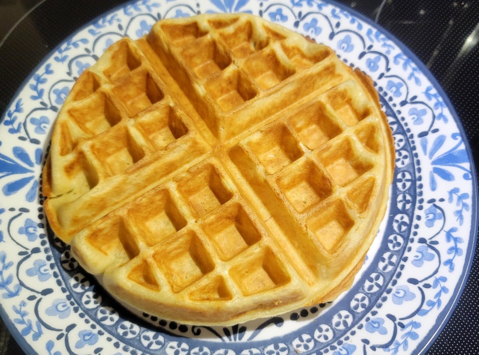 Superior Kitchen Equipment Commercial Double Round Belgian Waffle Maker | Stainless Steel Waffle Iron, Non-Stick Coating, Heat-Resistant Handles, 122℉/50℃ to 550℉/300℃, Has Accessories, 2400W, 110V customer photo 2